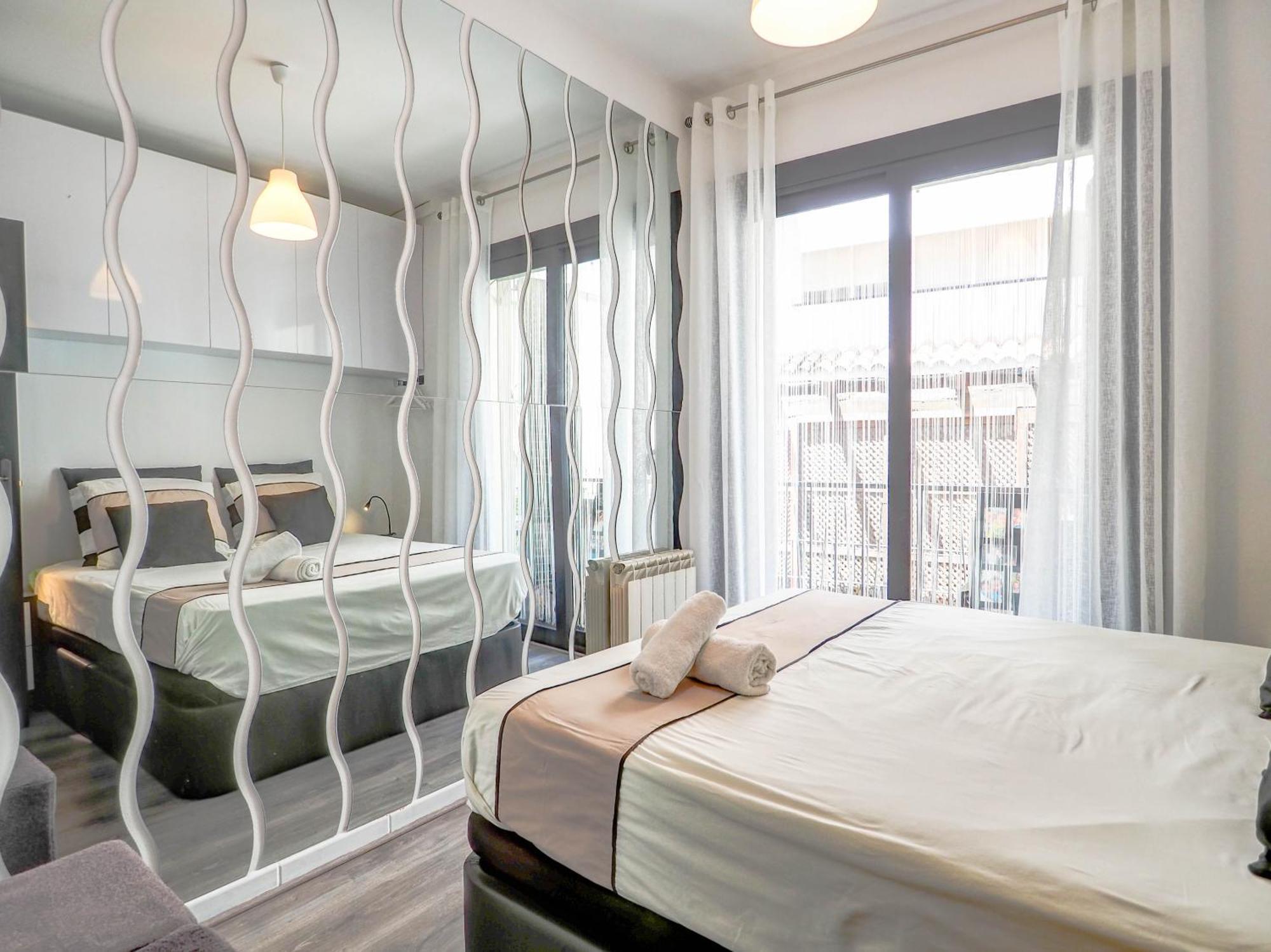 Flamingo Apartment By Hello Homes Sitges Extérieur photo
