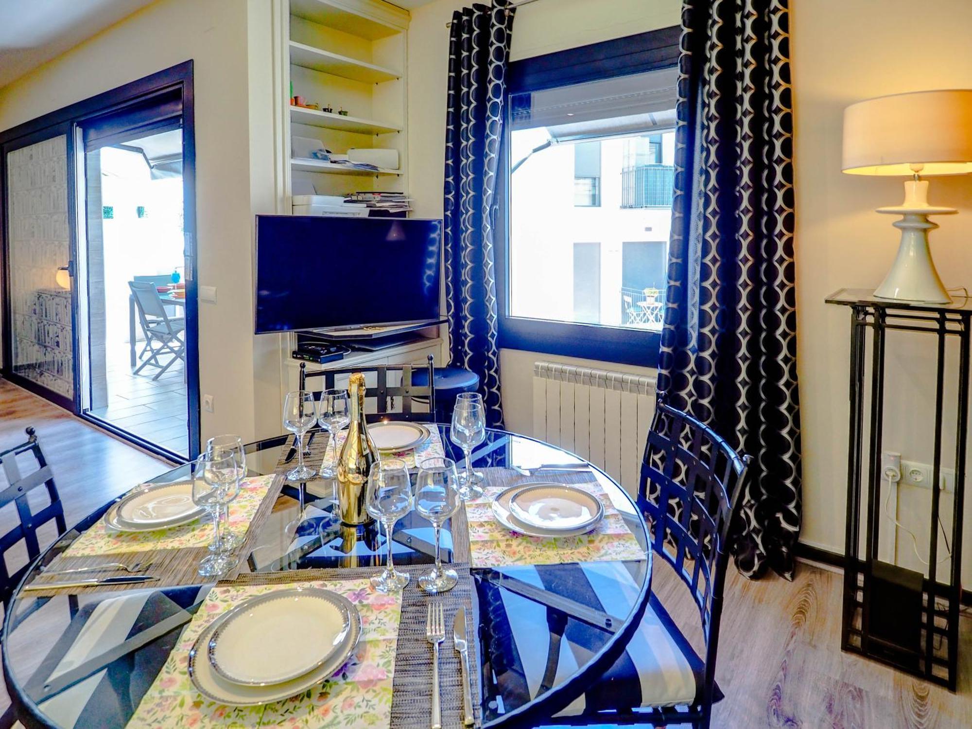 Flamingo Apartment By Hello Homes Sitges Extérieur photo